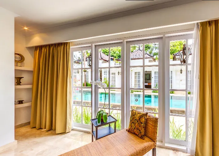 ザ コロニー バリ 4*